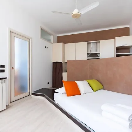 Youhosty - Watt 4 * Milano